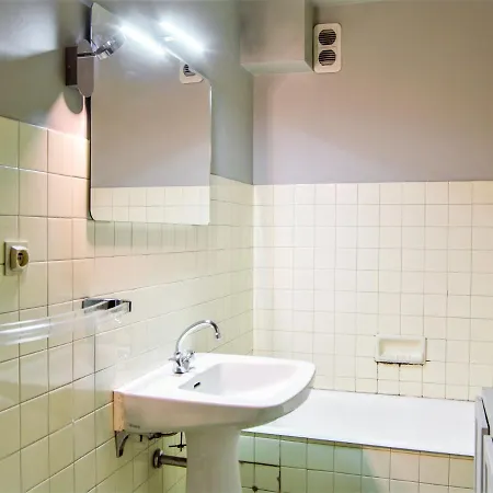 L'aiguille Du Midi-7 By Interhome Chamonix