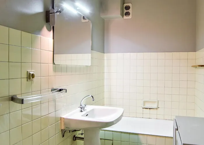 L'aiguille Du Midi-7 By Interhome Chamonix